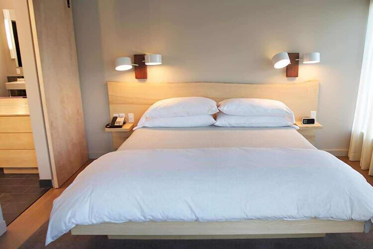 Mill Deluxe, 1 King | 1 bedroom, premium bedding, minibar, in-room safe