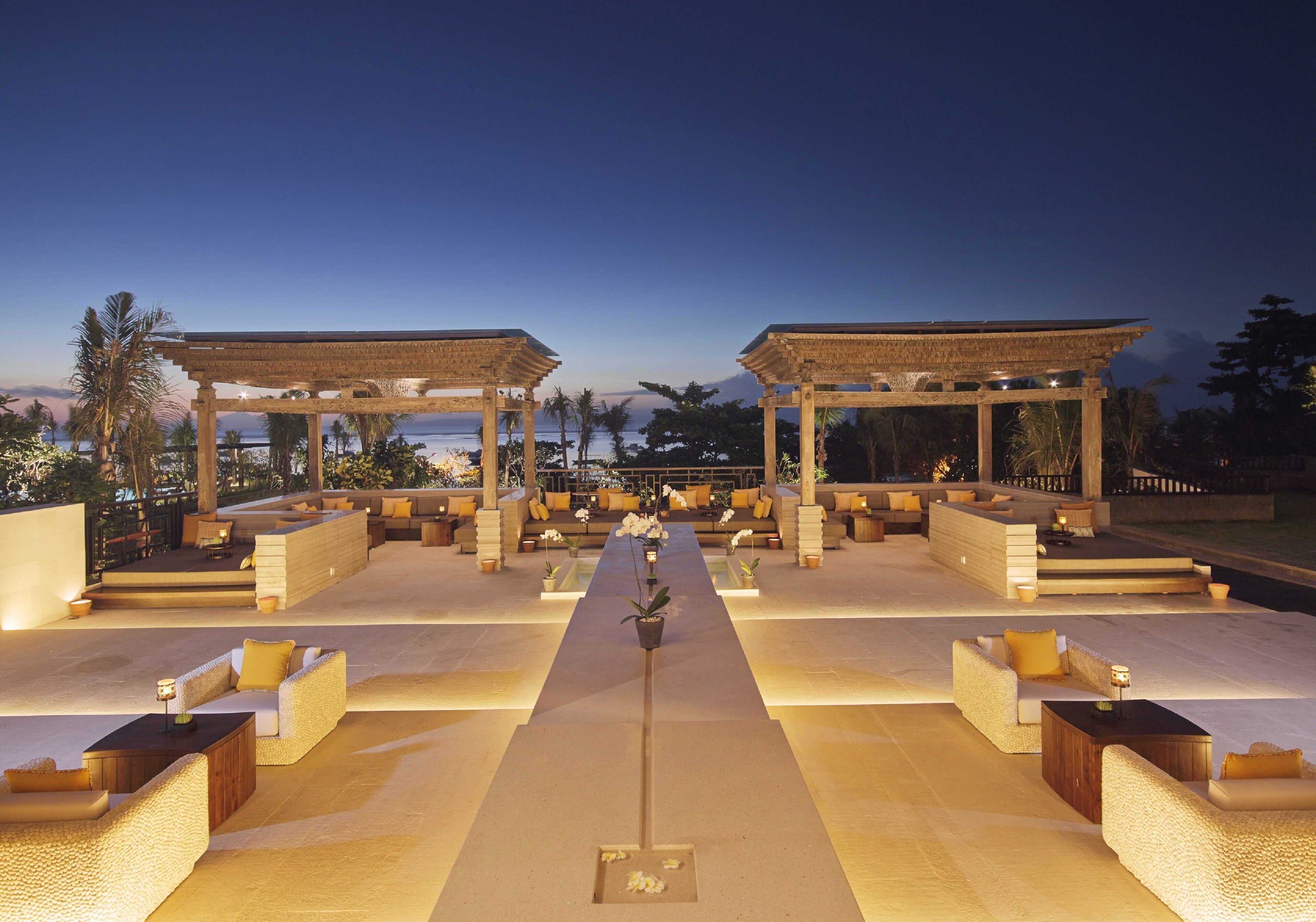 3 restaurants, breakfast, lunch, dinner served; indonesian cuisine