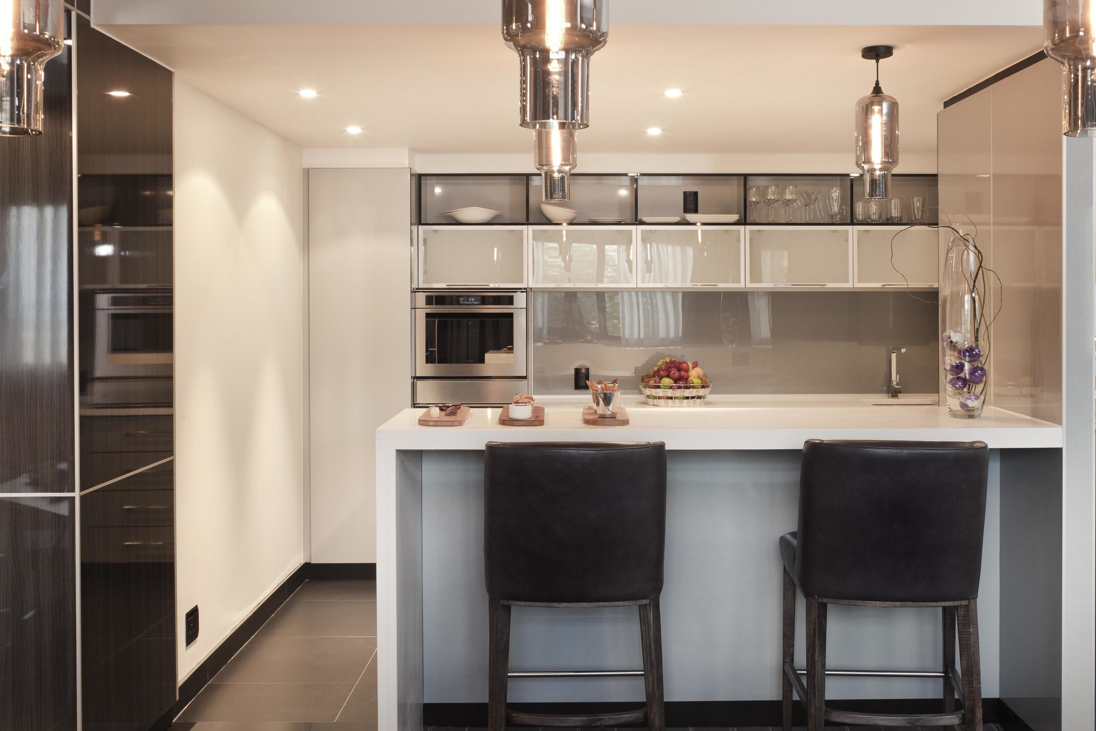 executive suite, 1 king bed | private kitchen | coffee/tea maker