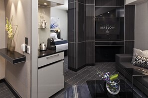 Living area - The Maslow Hotel, Sandton (Sandton)
