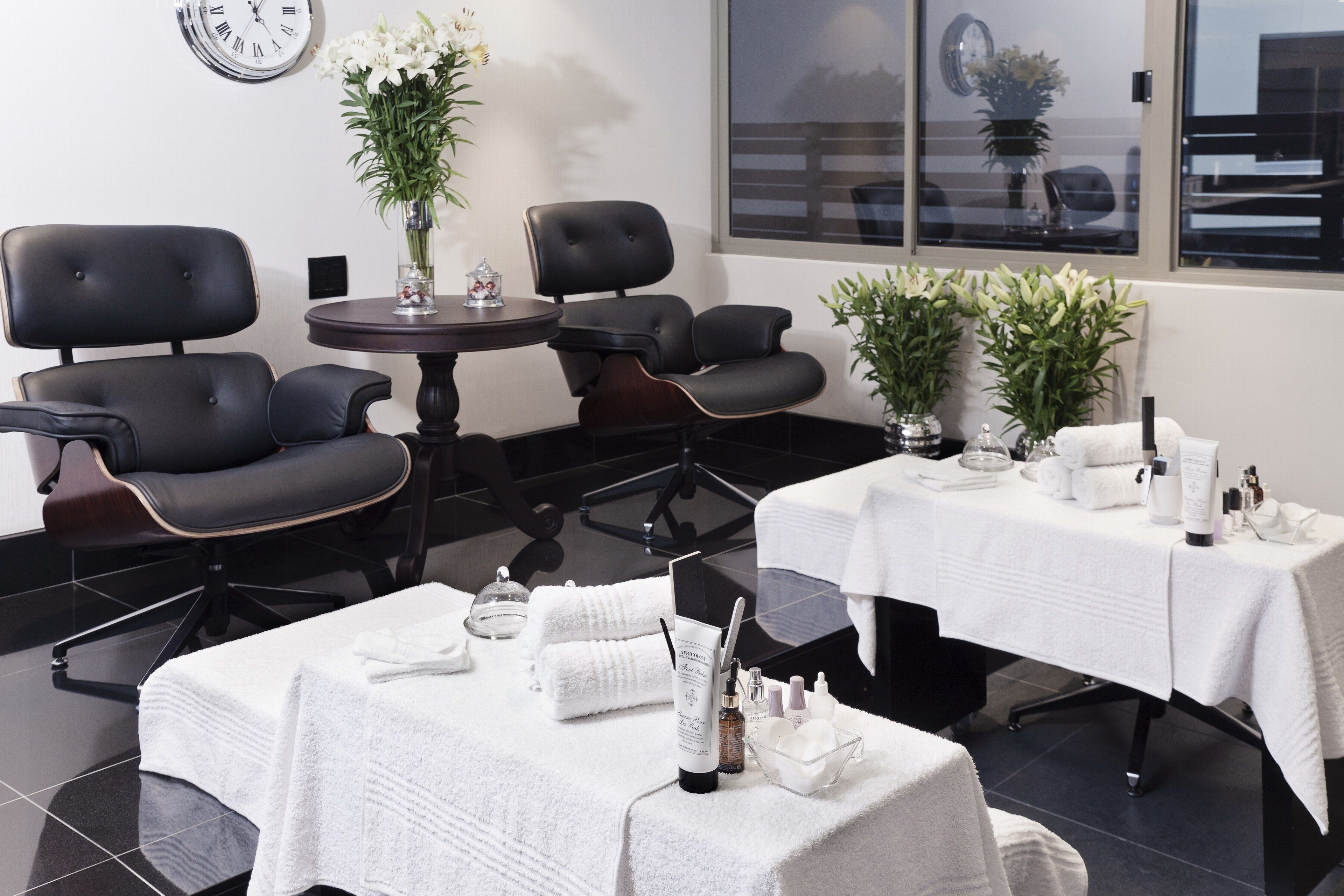 body treatments, aromatherapy, body wraps, body scrubs, facials