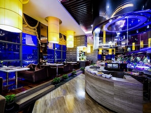 Breakfast, lunch and dinner served  - Grand Mercure Xiamen Downtown (Xiamen)