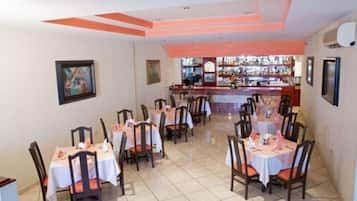 Desayuno continental incluido todos los días