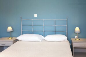 Apartment, 2 Bedrooms | In-room safe, soundproofing, iron/ironing board, free WiFi - Elea apartments (Chania)