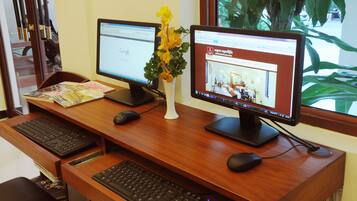 Trung tâm hành chính, văn phòng