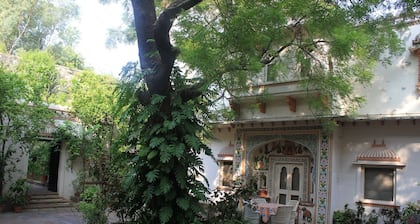 Palkiya Haveli - A Heritage Home
