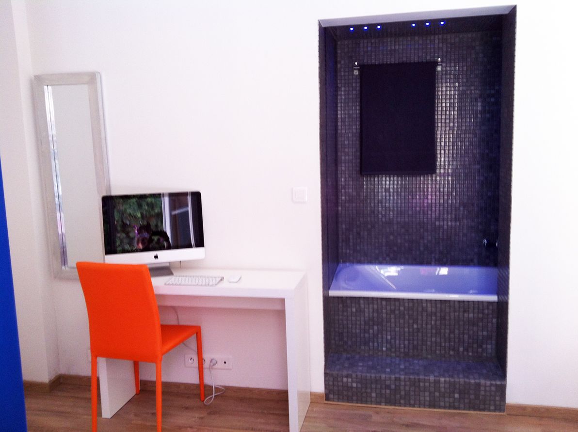 basic single room, private bathroom | room amenity