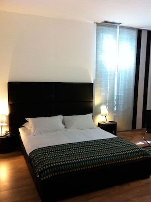 Memory foam beds, minibar, in-room safe, soundproofing