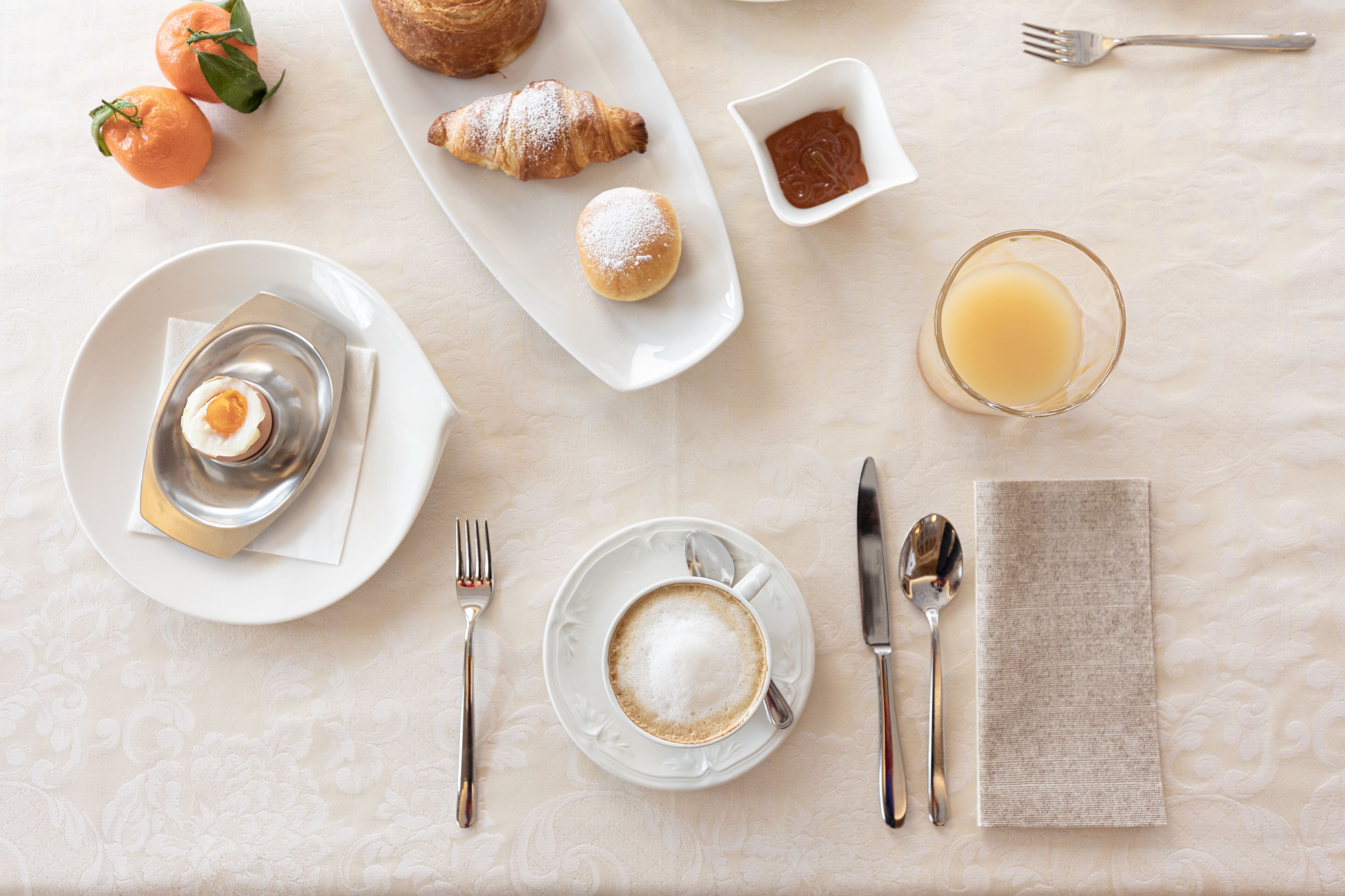 Tägliches inbegriffenes Frühstücksbuffet