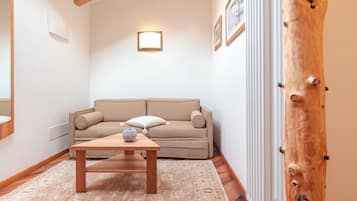 1 bedroom, down duvets, in-room safe, individually decorated