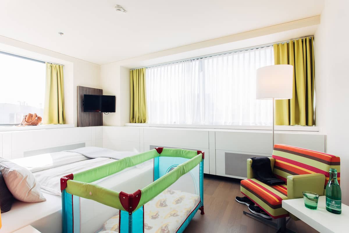 Appartement, 1 chambre | Literie hypoallergénique, coffres-forts dans les chambres, bureau