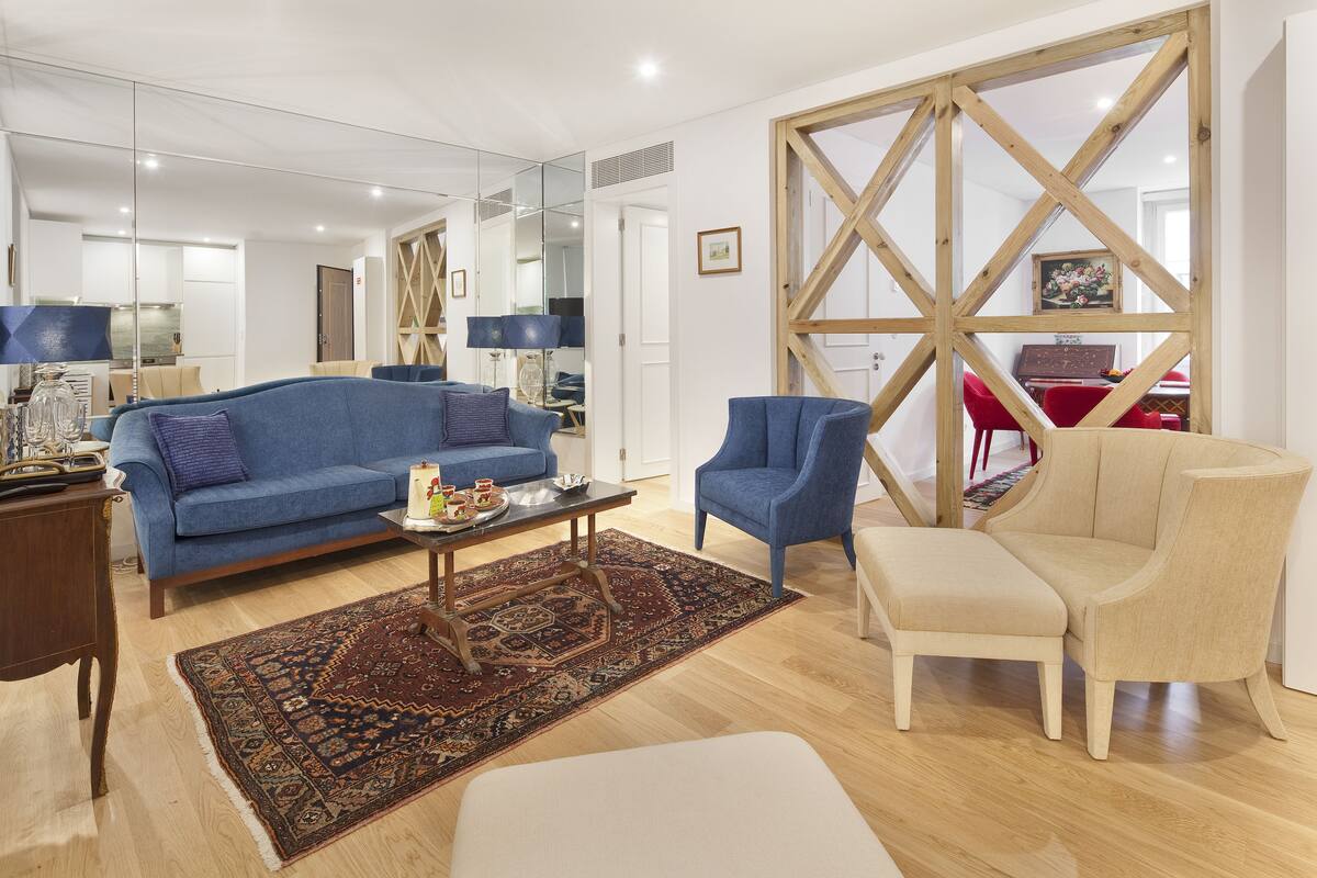 Superior Loft, 2 Bedrooms | Living room | LED TV, video-game console, DVD player, computer