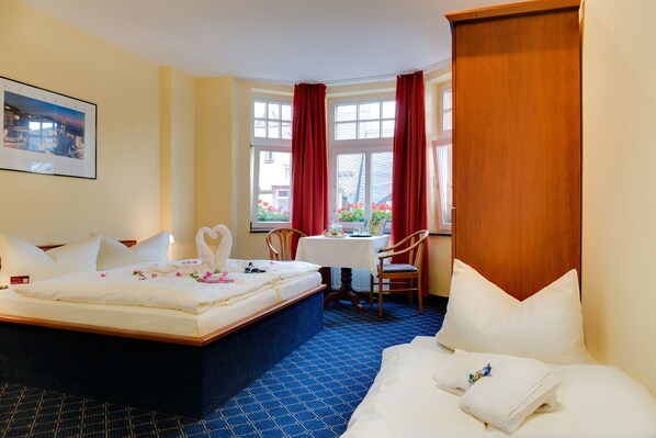 Triple Room | Living area