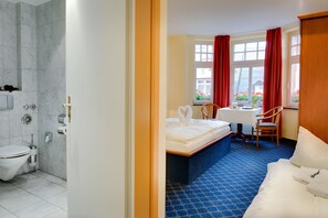 Triple Room | Living area