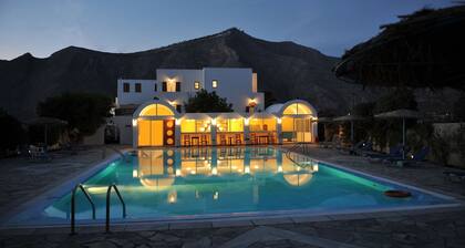 Hotel Santa Irini
