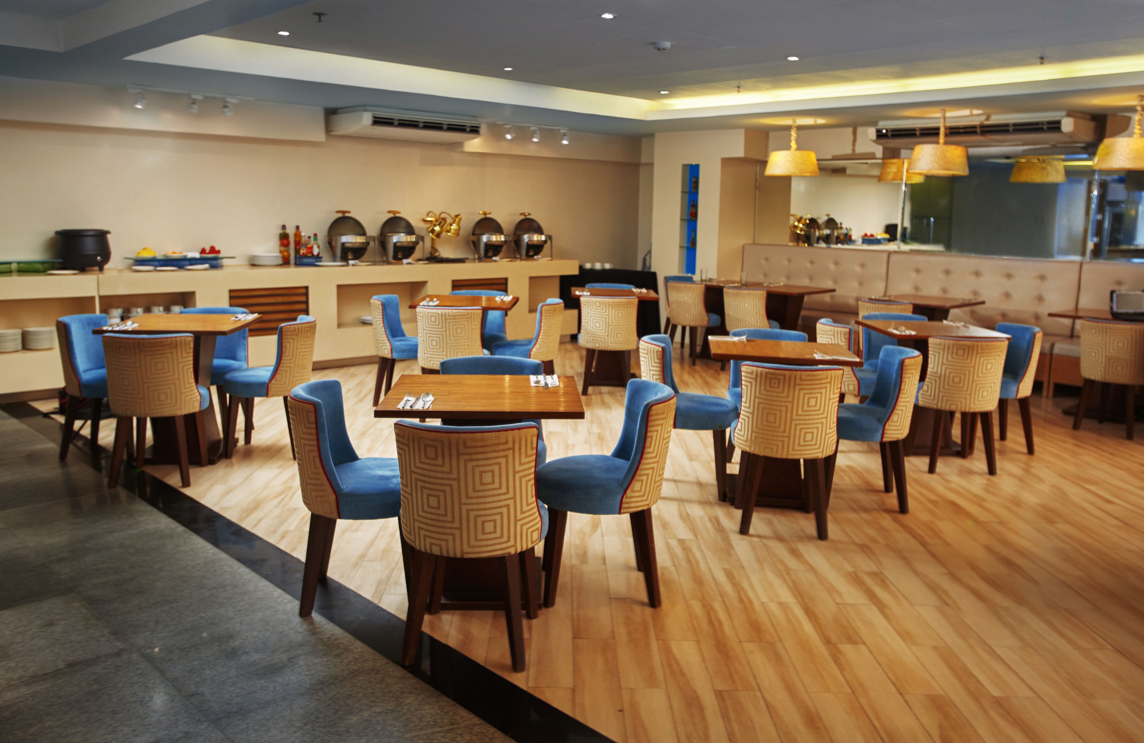 daily buffet breakfast (php 498 per person)