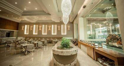 The Royal Mandaya Hotel