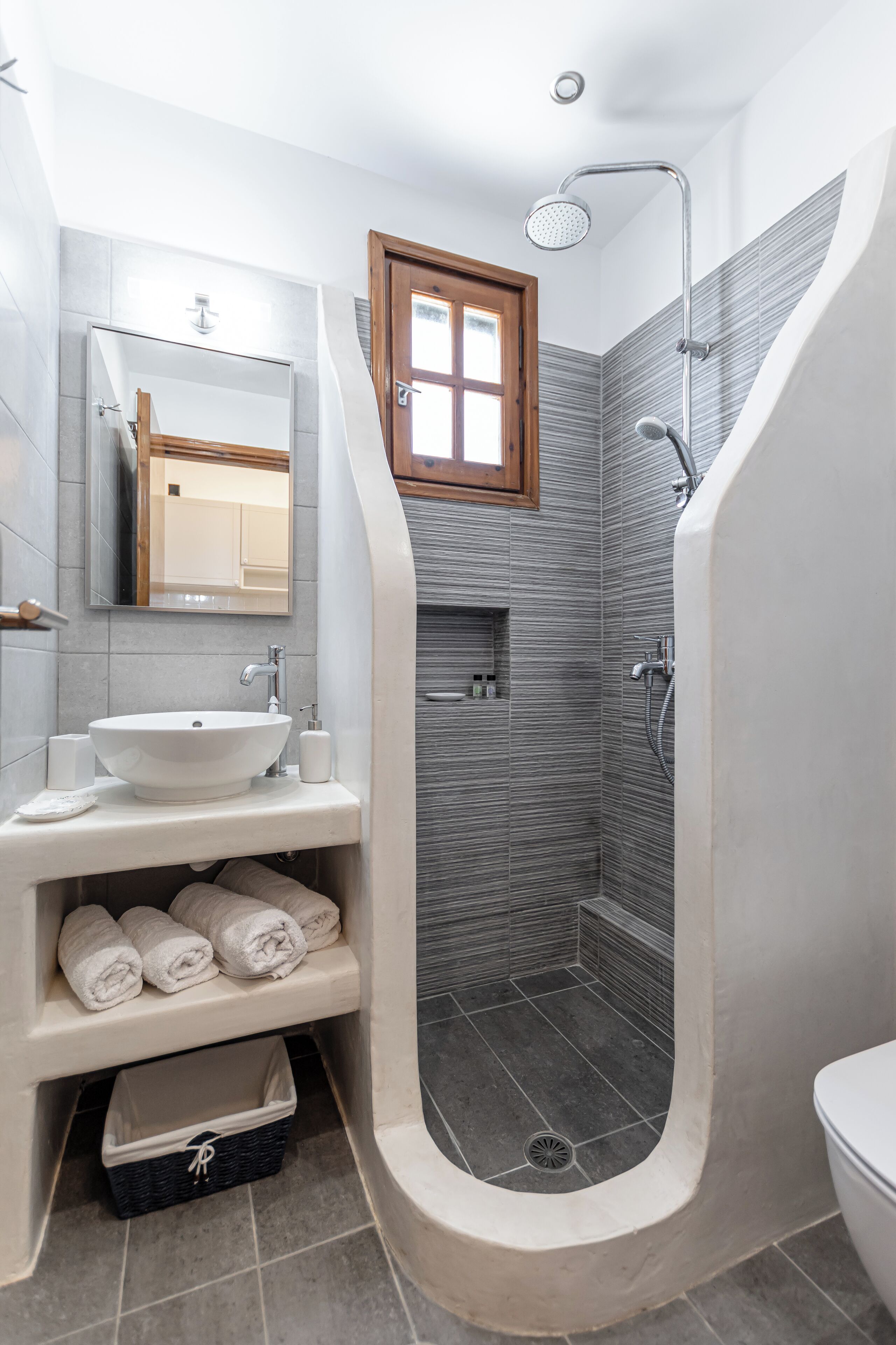 Deluxe Double Room, Sea View | Bathroom
