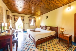 Minibar, in-room safe, desk, blackout curtains - Phu Quoc Eco Beach Resort (Phu Quoc)