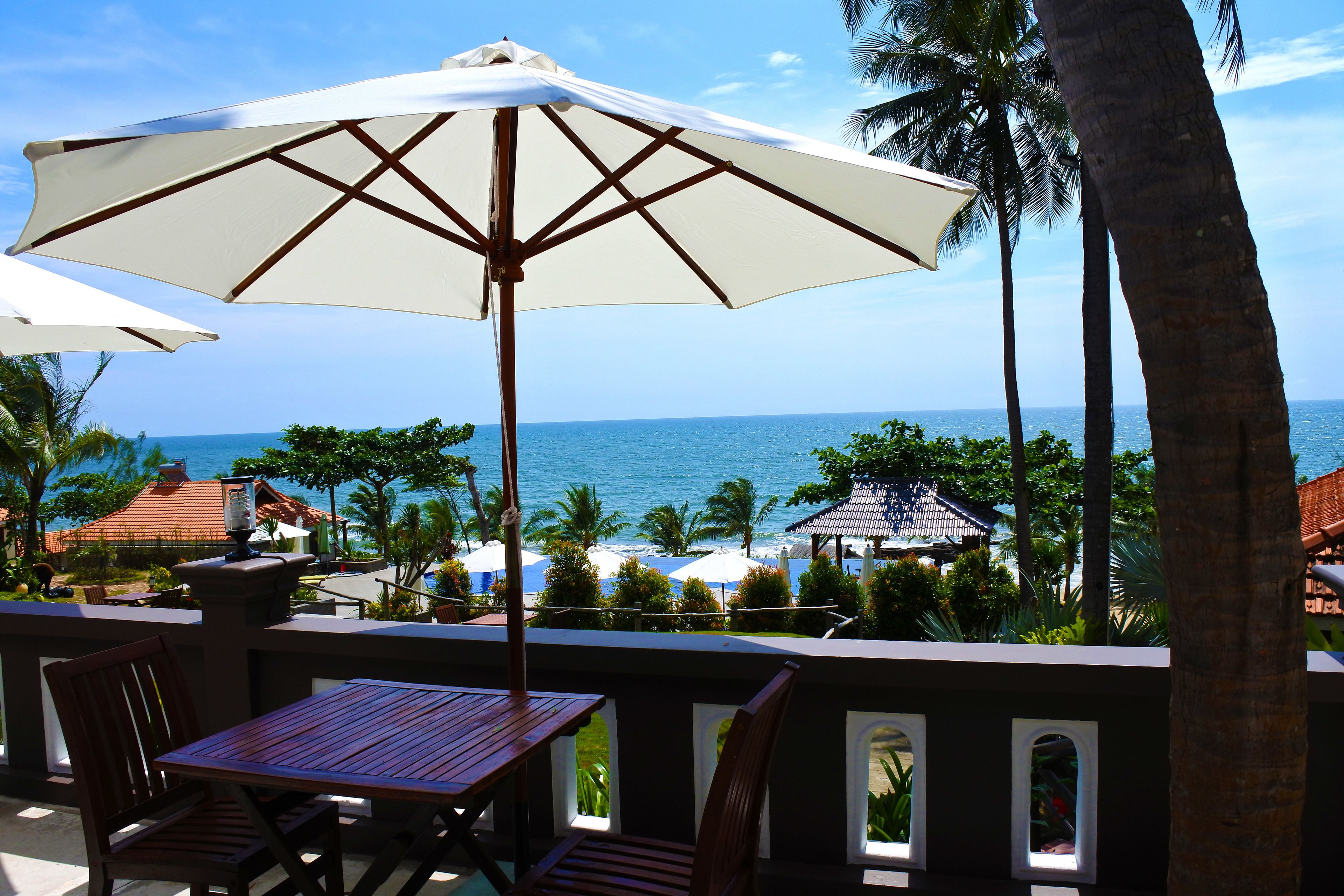 2 ห้องอาหาร, บริการอาหารเช้า