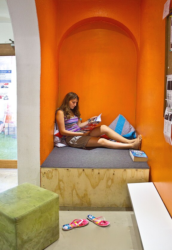 Adelaide Travellers Inn - Hostel Reviews, Deals & Photos 2026 - Expedia Adelaide Travellers Inn - Hostel Reviews, Deals & Photos 2026 - Expedia