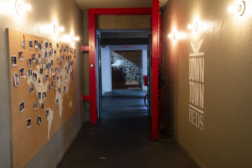 Downtown Beds Hostel by null