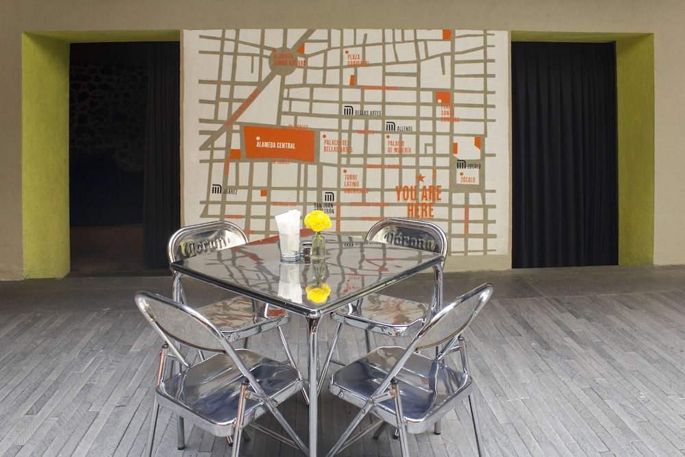 Downtown Beds Hostel by null