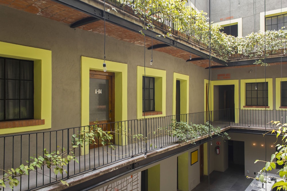 Downtown Beds Hostel by null