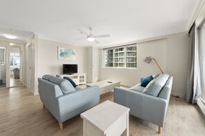 Superior Apartment, 2 Bedrooms, Ocean View | Living area | Flat-screen TV - Sandpiper Apartments (Broadbeach)
