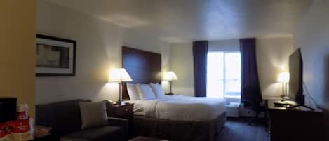 Studio Suite, 1 King Bed with Sofa bed, Non Smoking | Hypo-allergenic bedding, pillowtop beds, in-room safe, desk