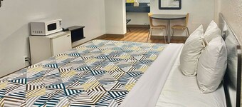 Motel 6 Huntington, WV