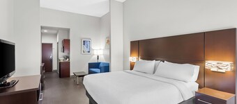 Holiday Inn Express Hotel & Suites Cross Lanes by IHG