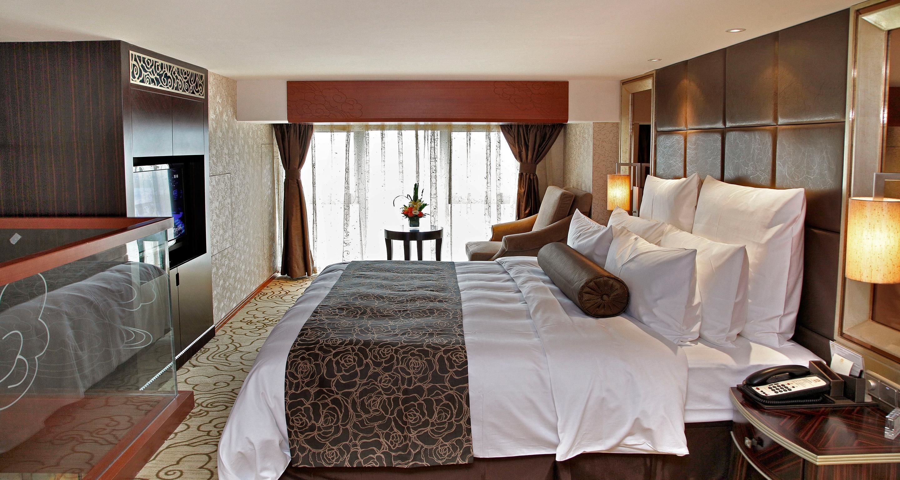 minibar, in-room safe, desk, iron/ironing board