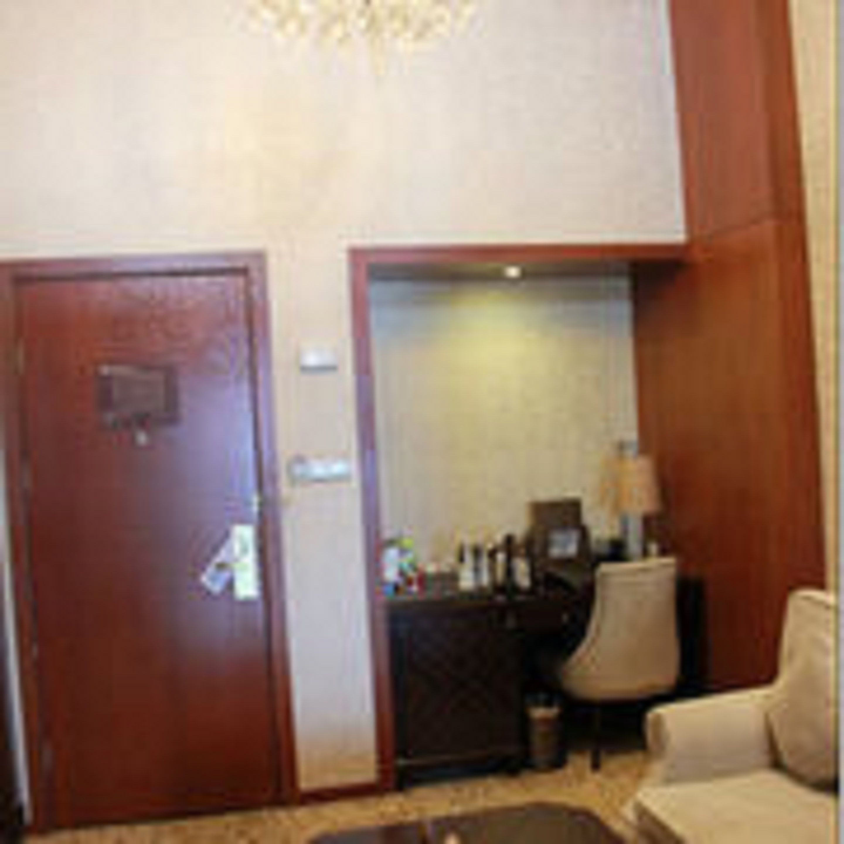 deluxe suite, 2 king bed, non smoking | minibar, in-room safe, desk, iron/ironing board