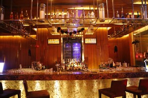 Bar (en la propiedad)