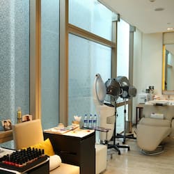 Hair salon
