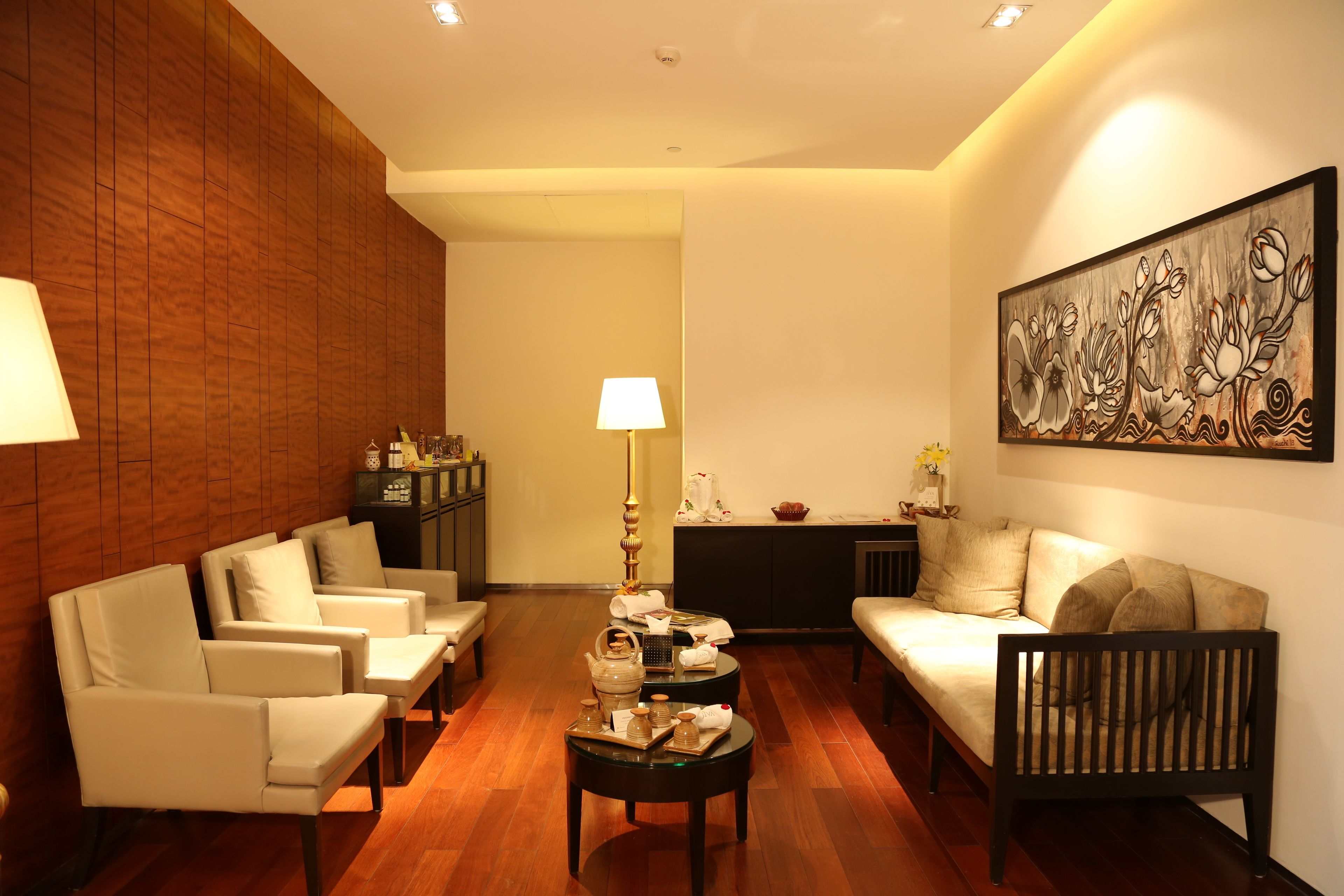 couples treatment room(s), sauna, steam room, body treatments