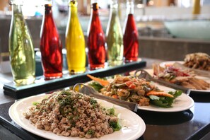 Daily buffet breakfast for a fee - Taj City Centre Gurugram (Gurugram)