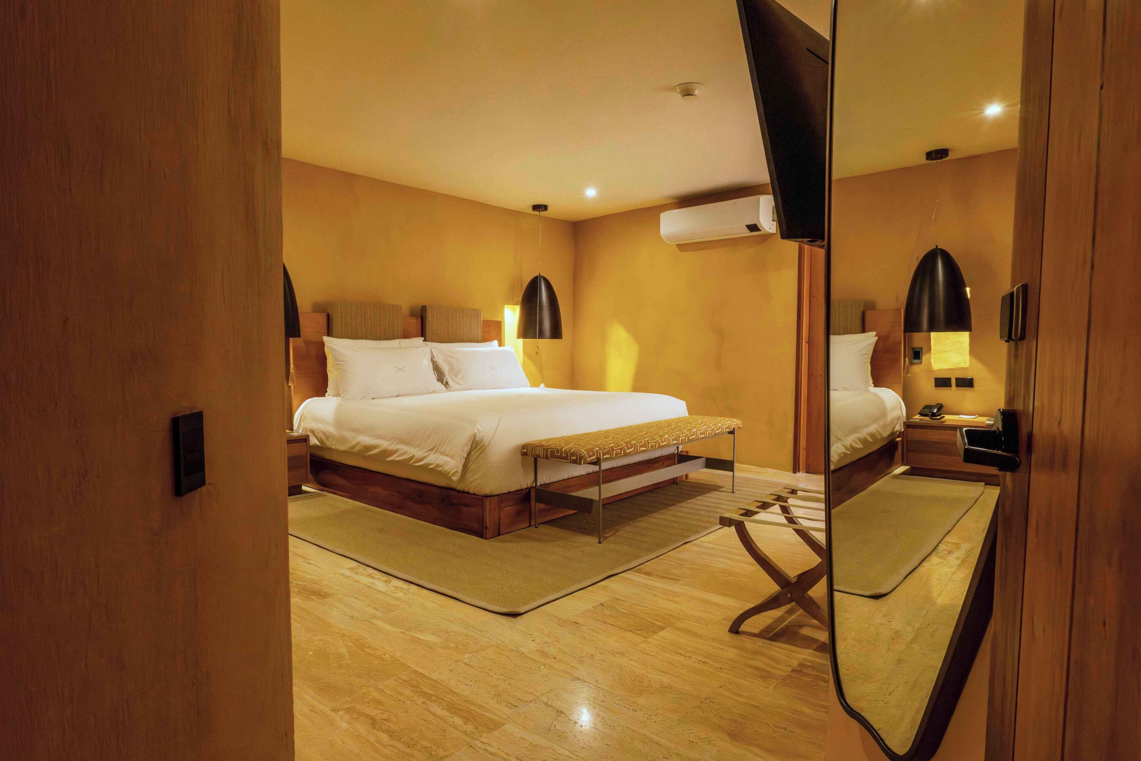 Deluxe Room, 1 King Bed