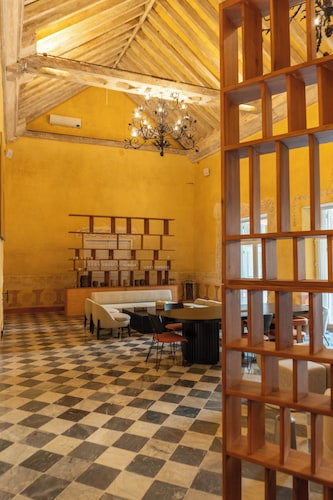 Casa Carolina Luxury Wellness Hotel