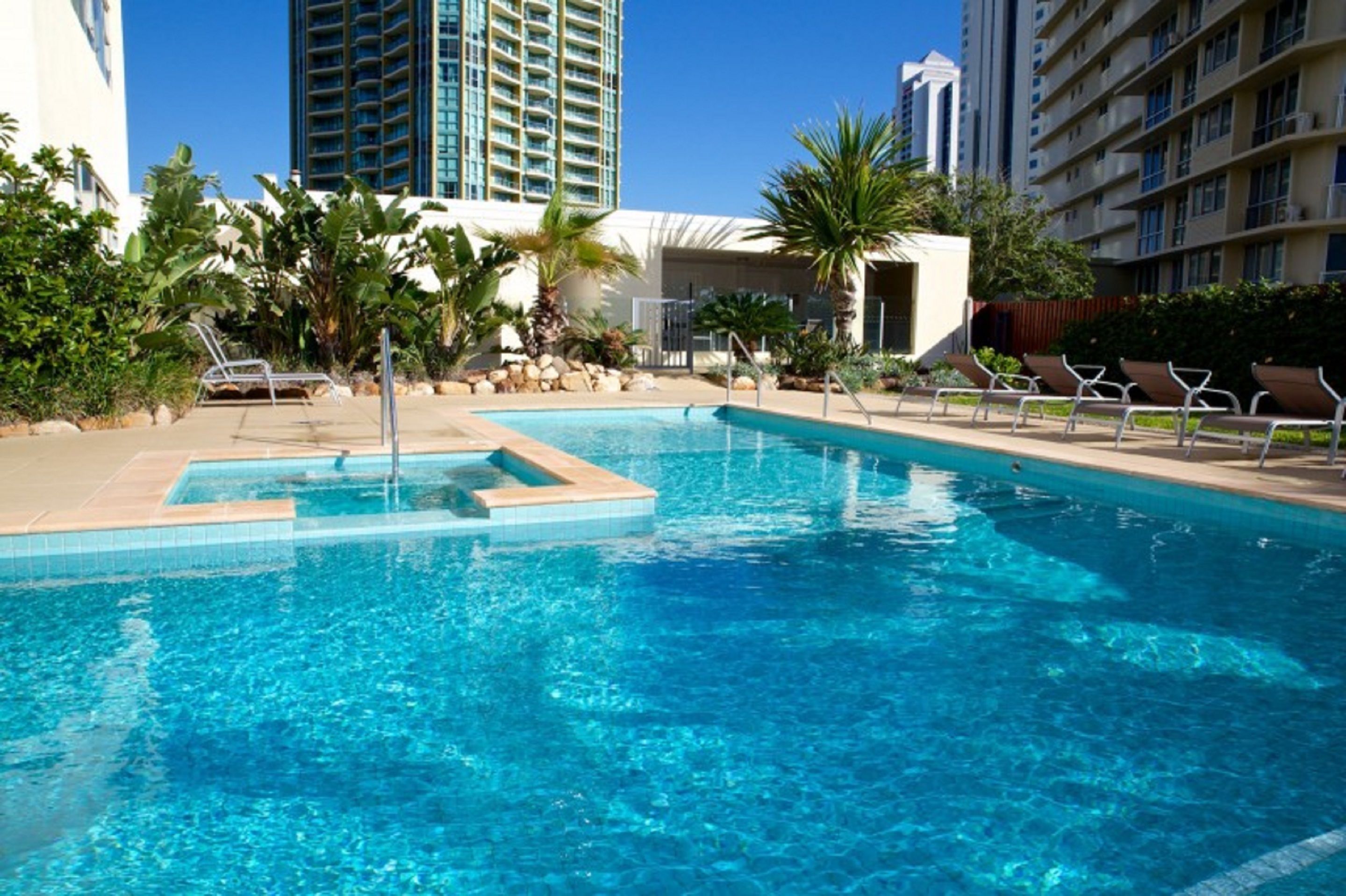 Pacific Plaza Apartments