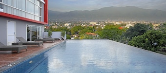 Hotel Santika Palu