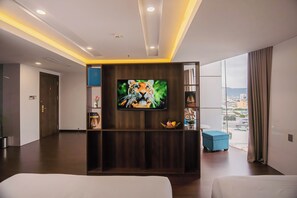 Premium Quadruple Room | Room amenity - Gold Central Hotel by Haviland (Da Nang)