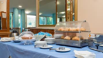 Desayuno buffet incluido todos los días