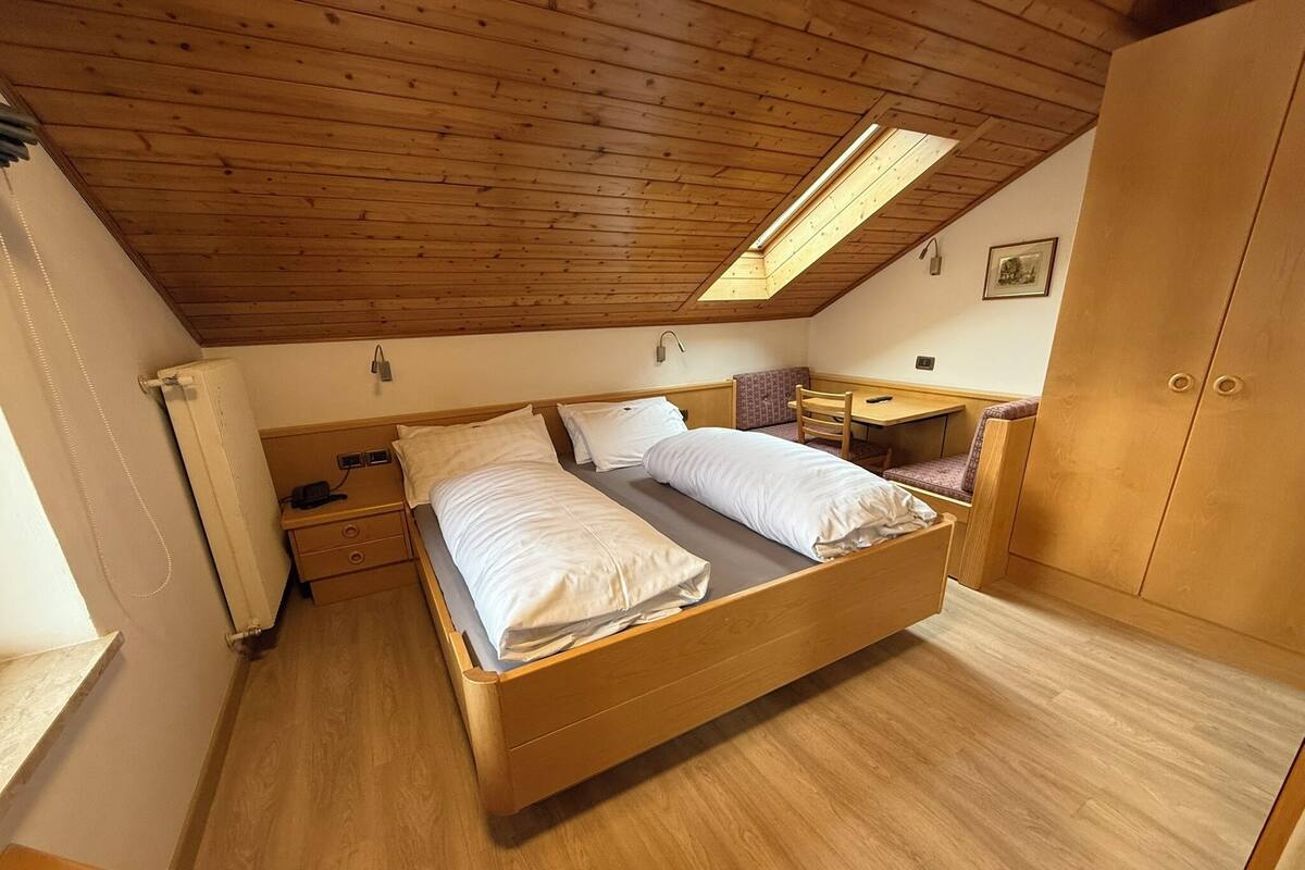 Habitación doble | Ropa de cama hipoalergénica y edredón 