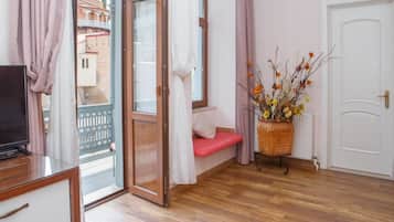 Exclusive-Zweibettzimmer | 1 Schlafzimmer, hochwertige Bettwaren, Daunenbettdecken