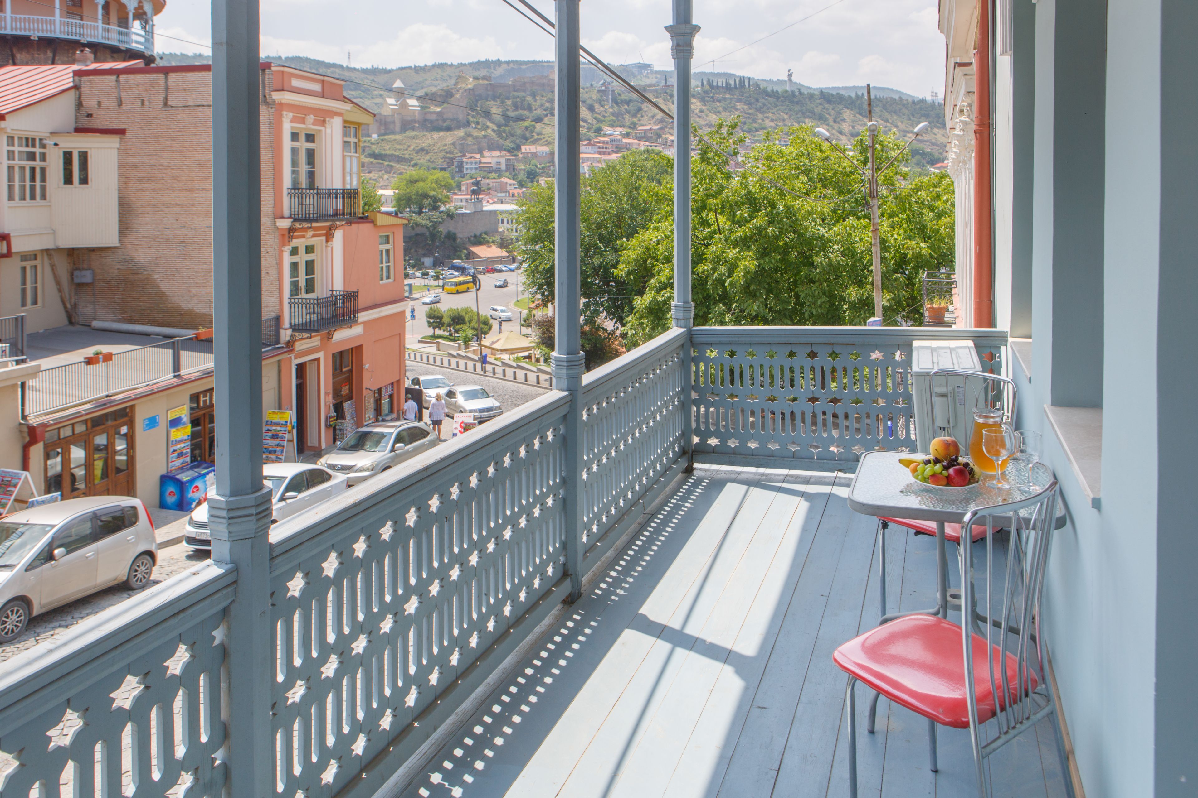 exclusive twin room | city view