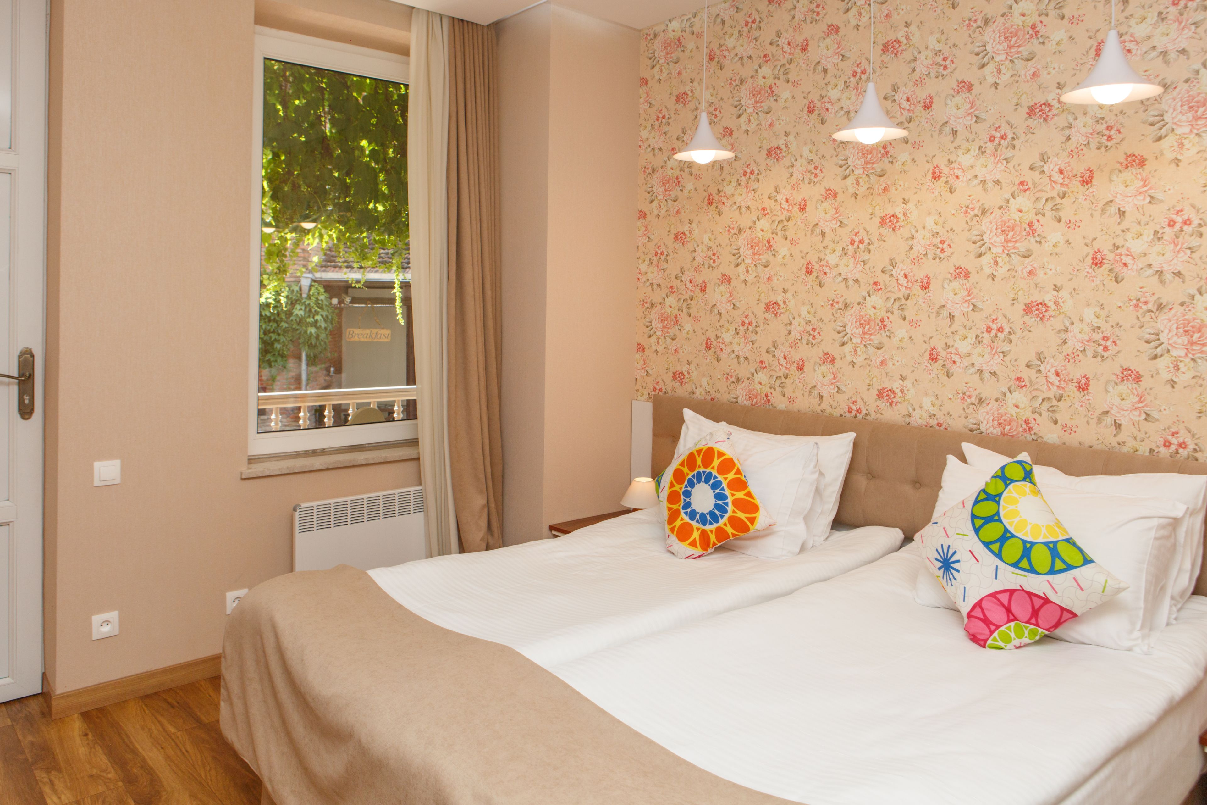 luxury double or twin room | premium bedding, down duvets, pillow-top beds, in-room safe