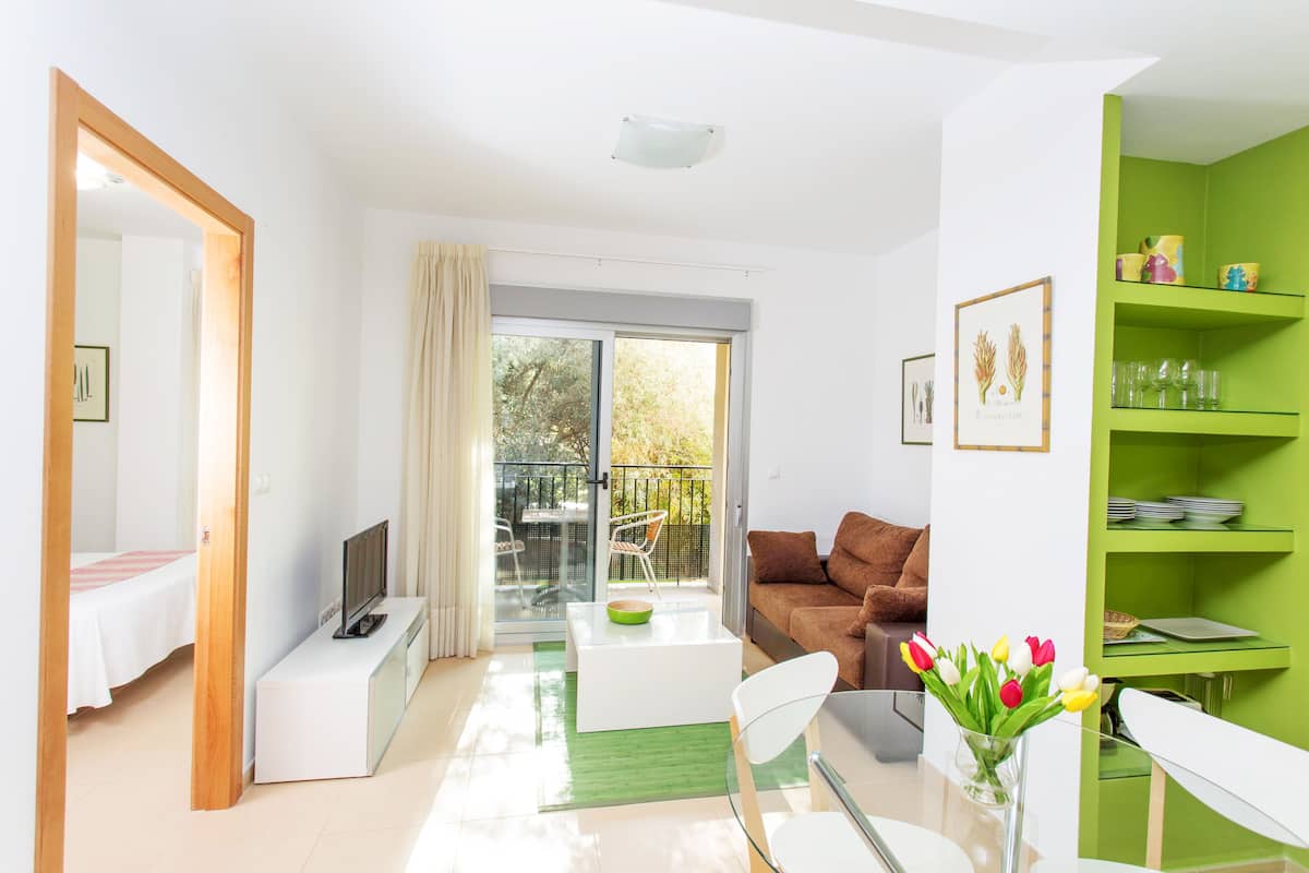 Standard-Apartment, 1 Schlafzimmer, Terrasse | Wohnbereich