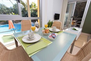 1 bedroom, in-room safe, desk, laptop workspace - El Palmeral de Madaria (Alicante)